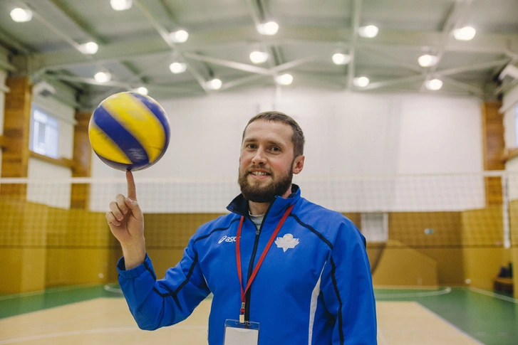 Sports coach at refinery gym