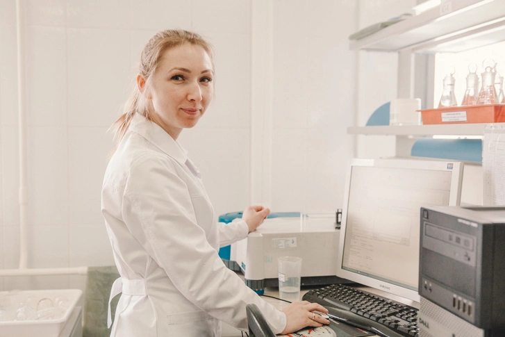 Quality control chemist in laboratory